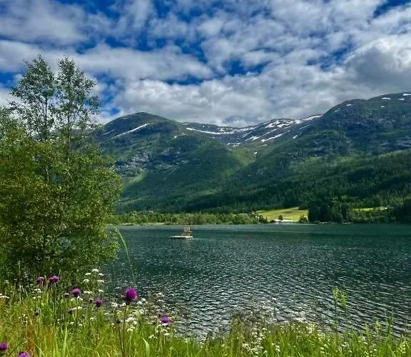 Haukedalen Mountain Panorama River View Casa de Férias Holsen