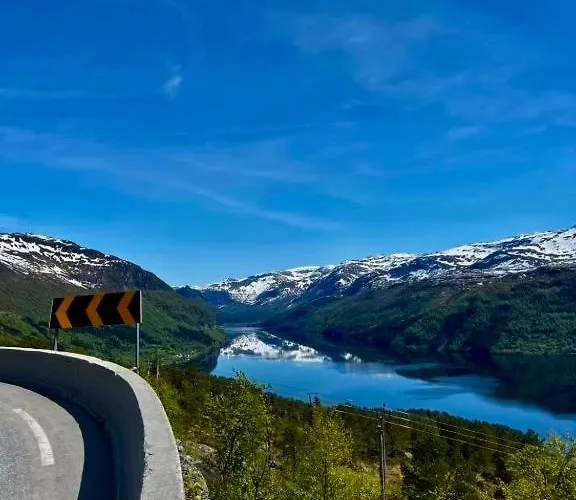 Haukedalen Mountain Panorama River View Casa de Férias *